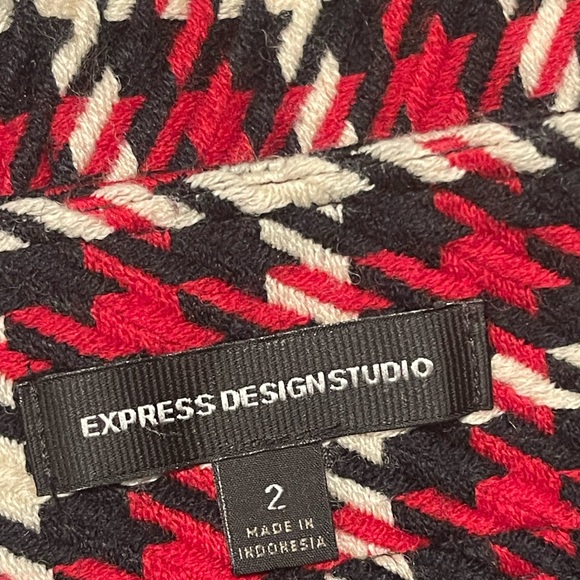 Express DesignStudio Plaid Skirt Size 2 - Picture 4 of 4